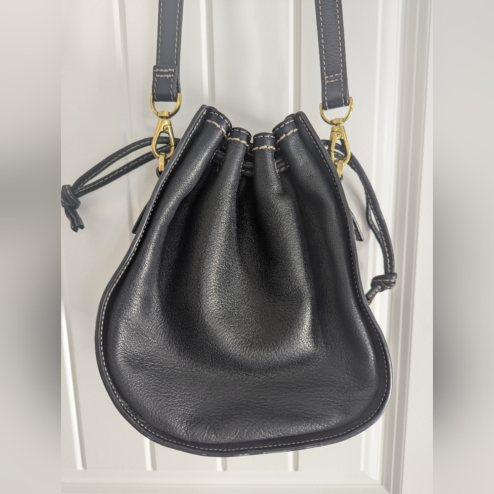 Fossil Black Pebble Drawstring Crossbody - Picture 10 of 13